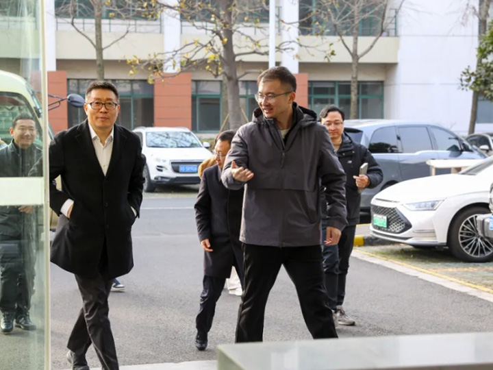 锻造新质生产力 实现高质量发展丨武进区委书记沈东率队调研PG电子（中国）官方网站-PG造就电子传奇
